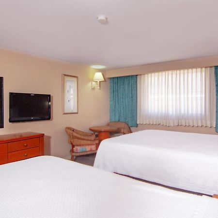Armida Express Hotel Guaymas Buitenkant foto