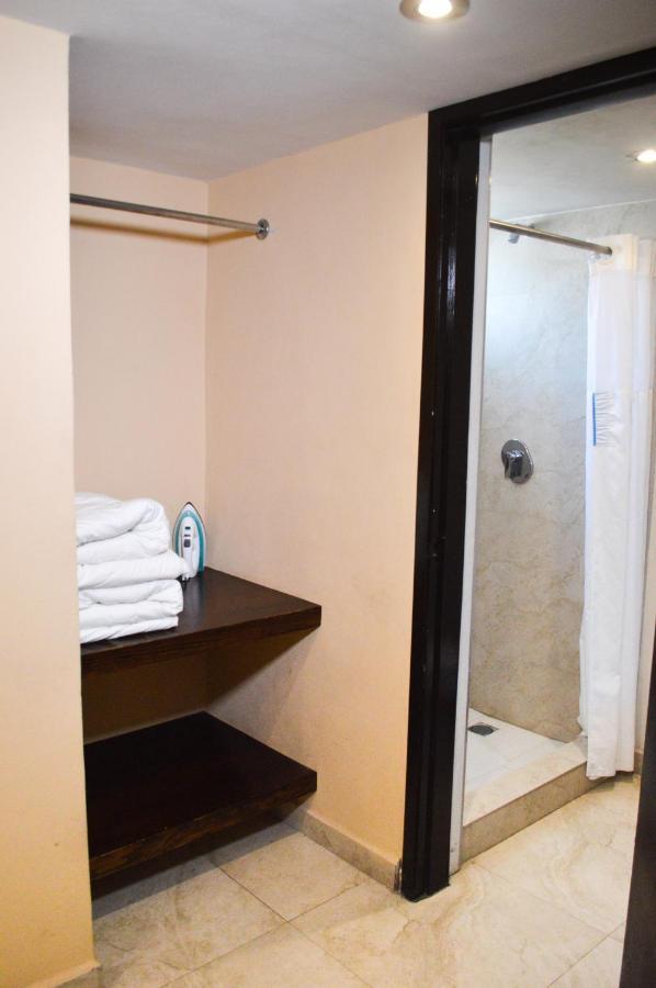 Armida Express Hotel Guaymas Buitenkant foto