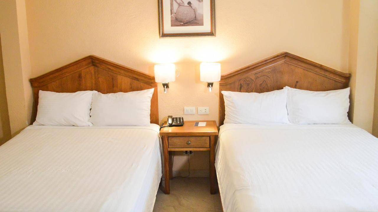 Armida Express Hotel Guaymas Buitenkant foto