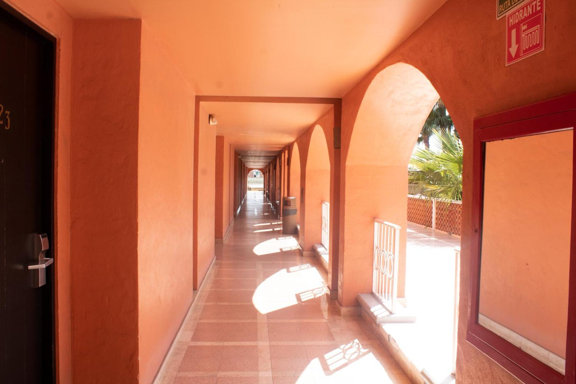 Armida Express Hotel Guaymas Buitenkant foto
